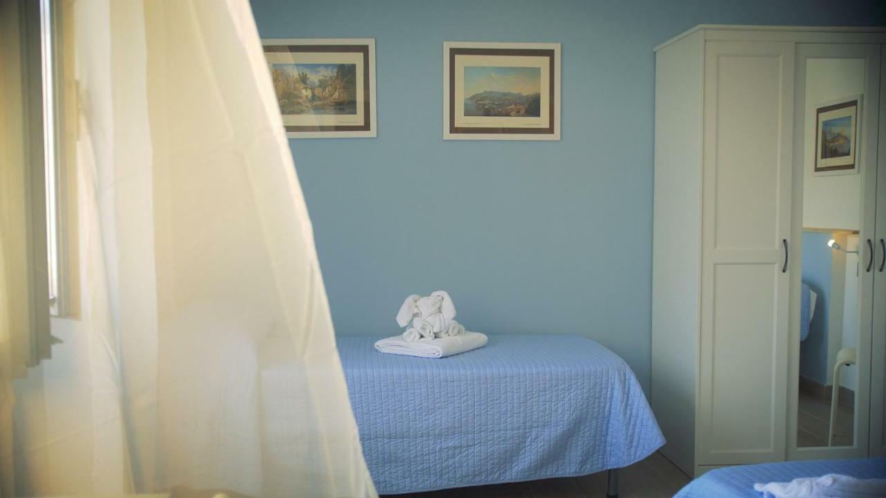 Binario 2 Hotell San Giorgio a Cremano Exteriör bild