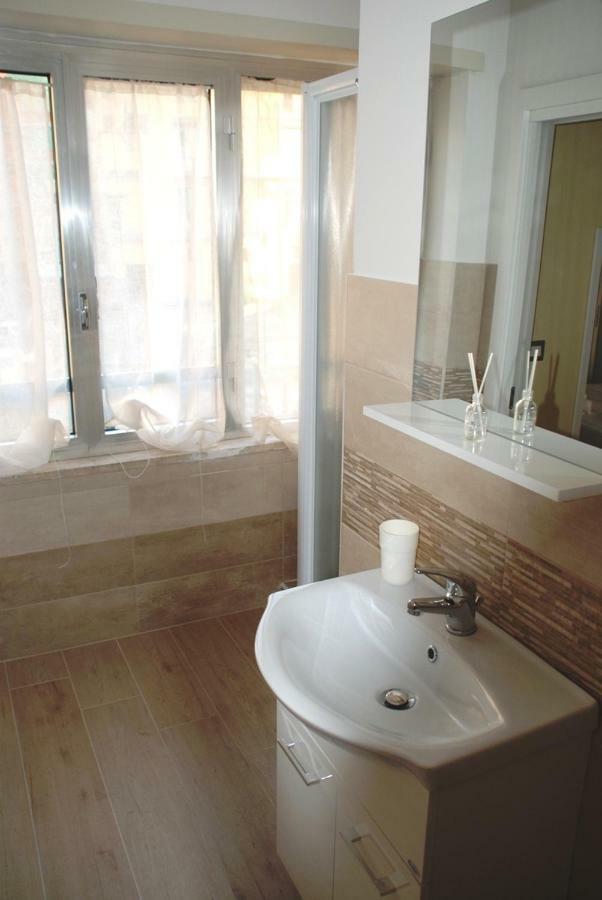 Binario 2 Hotell San Giorgio a Cremano Exteriör bild