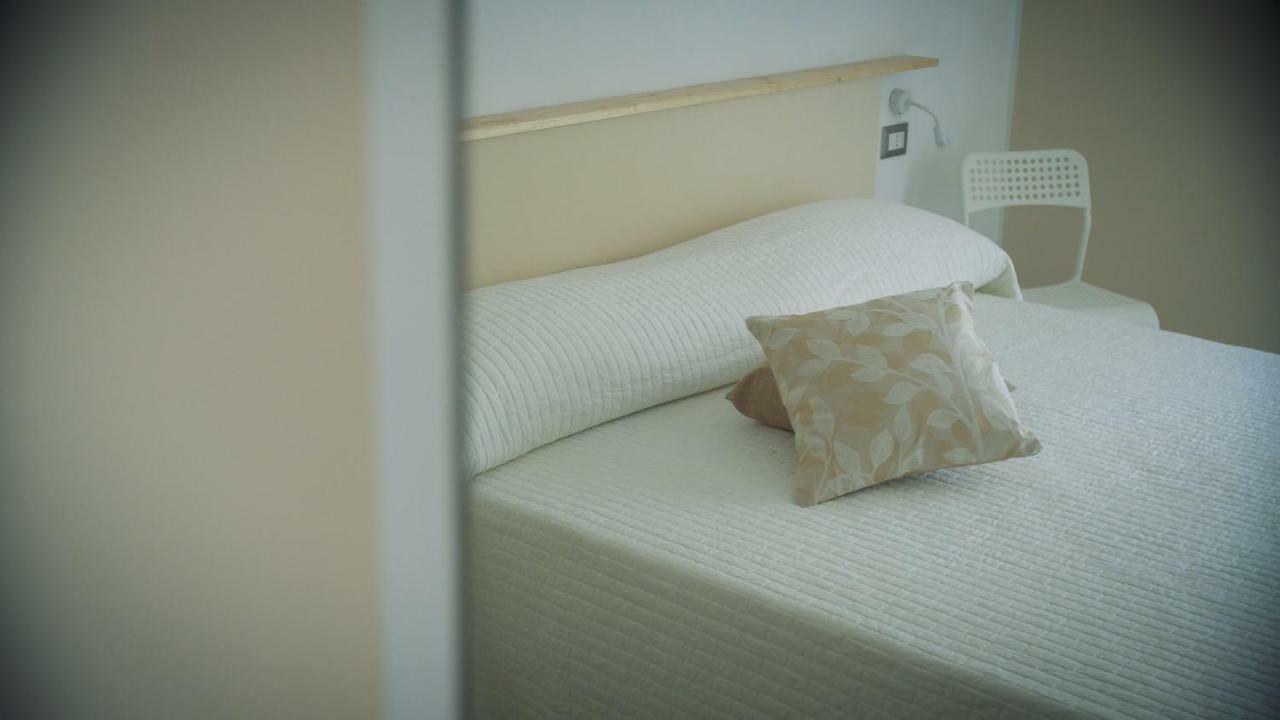 Binario 2 Hotell San Giorgio a Cremano Exteriör bild